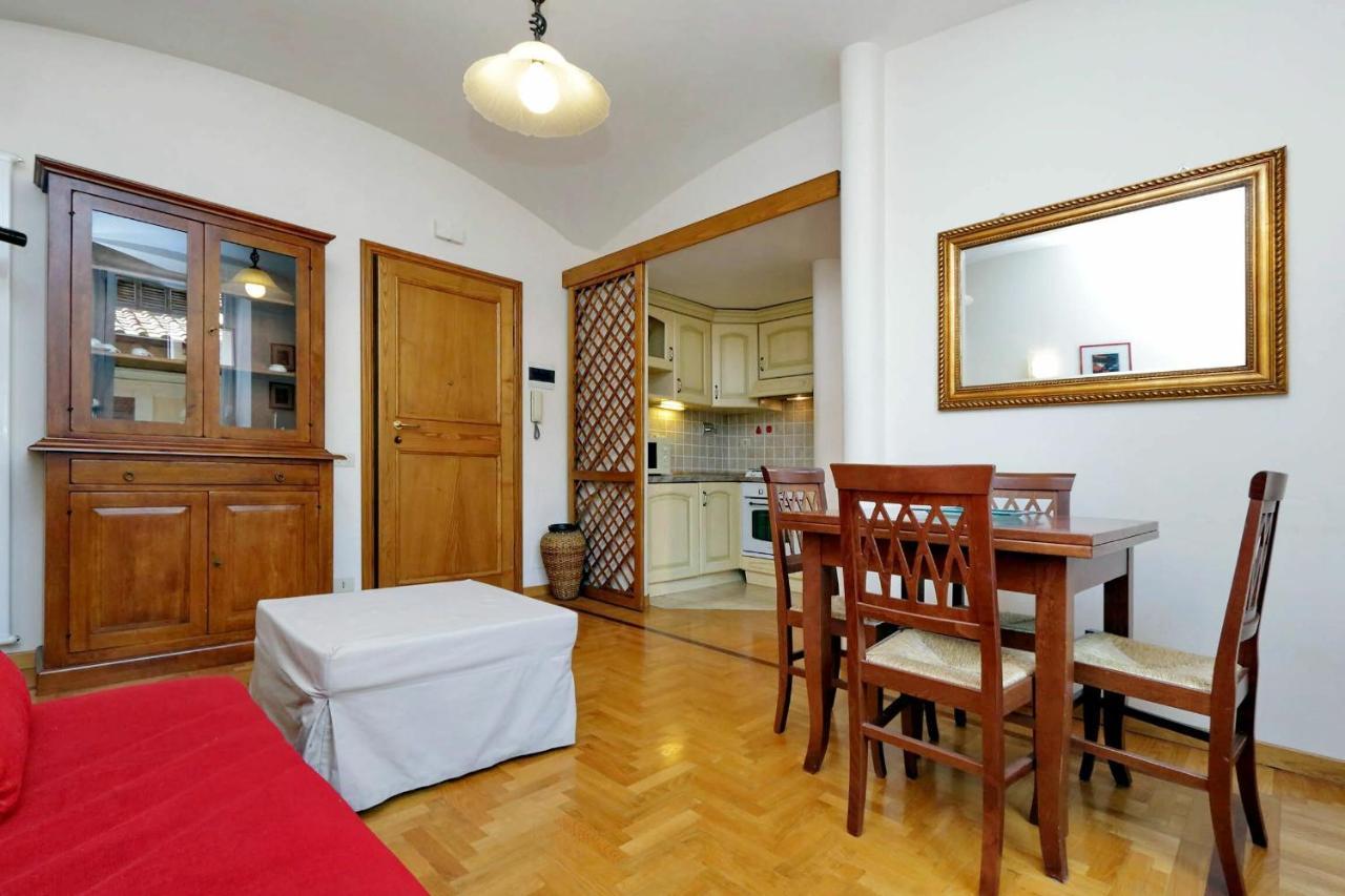 Borgo Pio Apartment Rome Bagian luar foto
