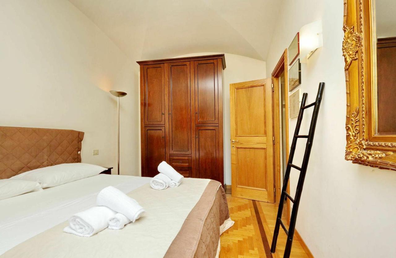 Borgo Pio Apartment Rome Bagian luar foto