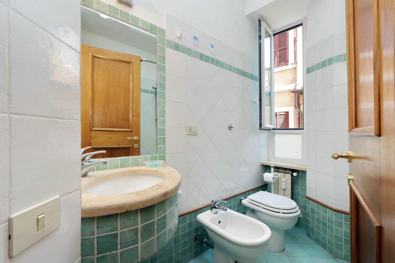 Borgo Pio Apartment Rome Bagian luar foto