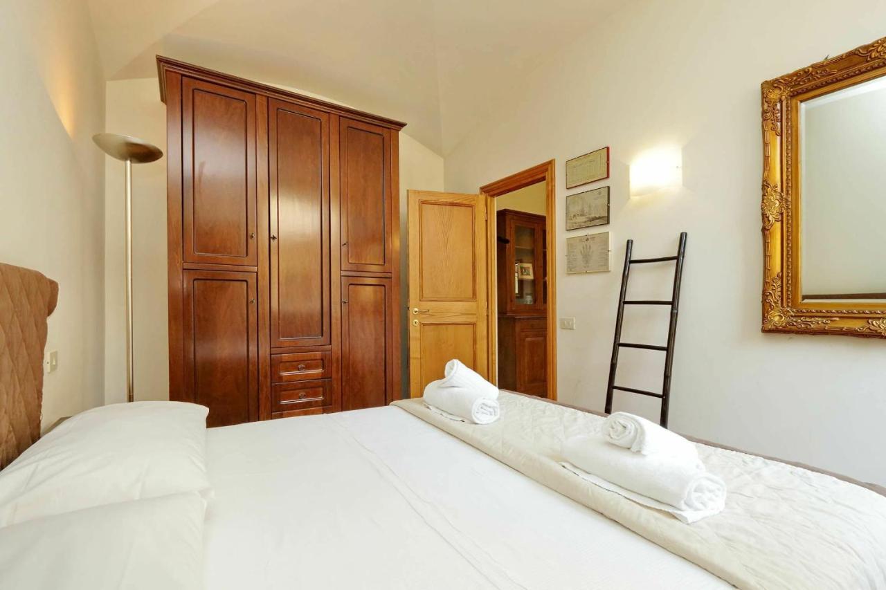 Borgo Pio Apartment Rome Bagian luar foto